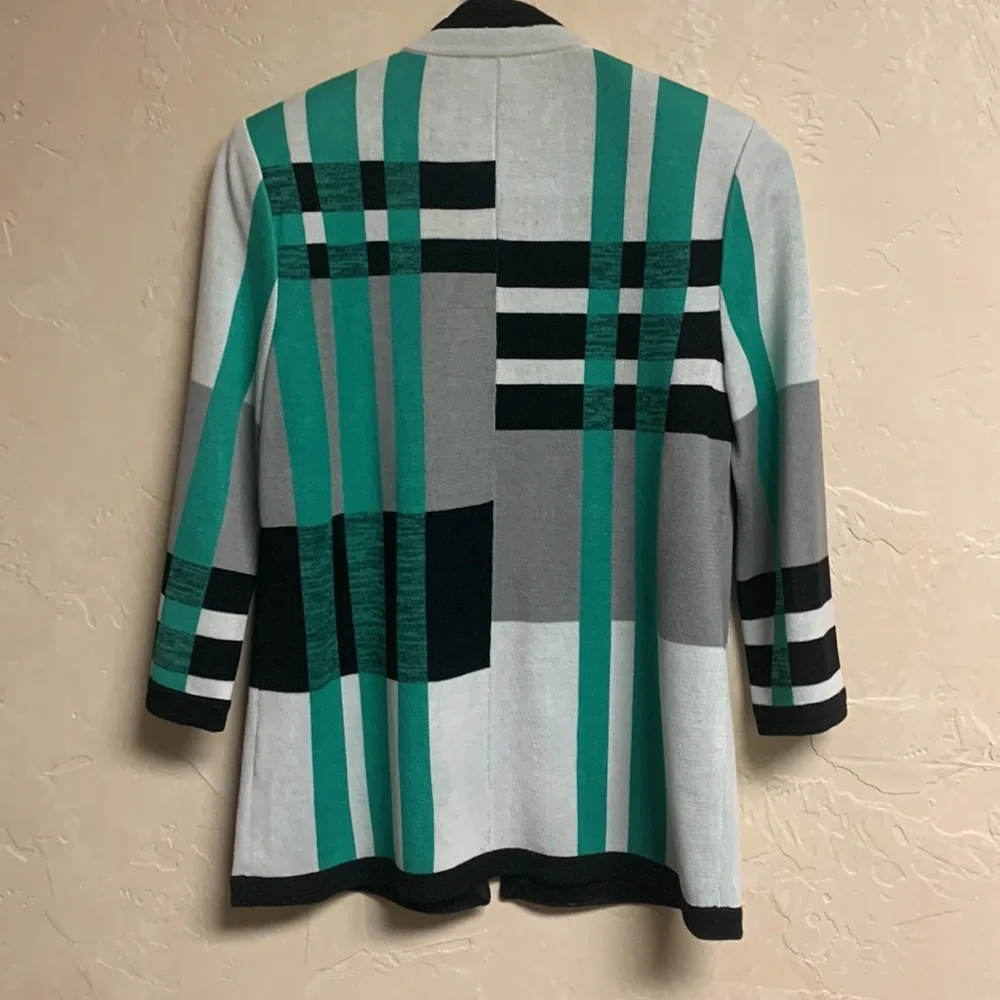 Misook Color block knit jacket - Picture 2 of 4